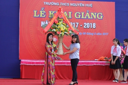 Hải Dương: Trường THCS Nguyễn Huệ tổ chức lễ khai giảng năm học 2017 – 2018