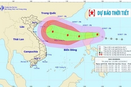 Bão số 11 đe dọa miền Bắc và Trung Bộ