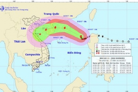 Bão số 11 dự báo chuyển hướng vào Hà Tĩnh