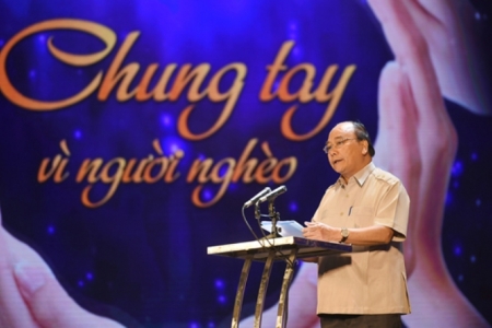 Thủ tướng kêu gọi: “Cả nước chung tay vì người nghèo”- toàn dân nhắn tin ủng hộ