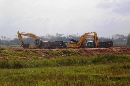 DN lợi dụng DA bán đất trái phép (Hà Tĩnh): Bí thư xã nói “vận dụng linh hoạt”?