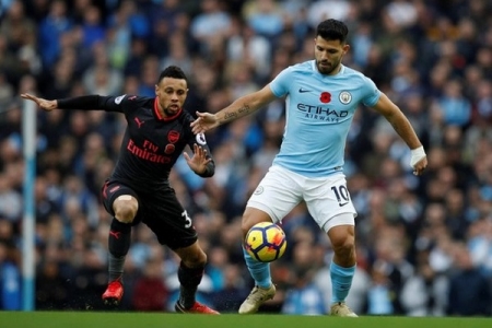 Phô diễn sức mạnh vô địch, Man City 'vùi lấp' Arsenal