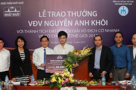 Nhất Nhất tiếp tục đầu tư phát triển tài năng kỳ thủ Anh Khôi