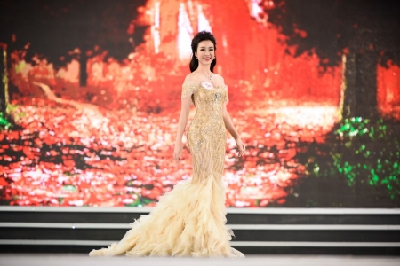 Hoa hậu Mỹ Linh sẽ mặc bộ đầm đính đá trong đêm chung kết Miss World 2017?