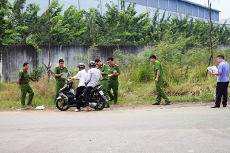 Bình Dương: Bắt nghi can sát hại xe ôm, giấu xác trong bụi cỏ