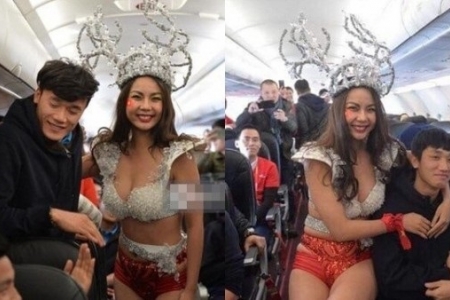 Đưa người mẫu mặc bikini lên máy bay chở U23 VN: Lời xin lỗi của Vietjet Air liệu có được chấp nhận?