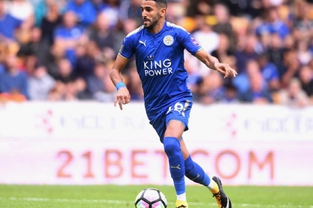 Chưa sang Man City nhưng Mahrez đã bỏ tập