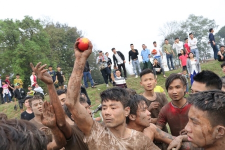 Phú Thọ: Hội Phết Hiền Quan cam go, quyết liệt, an toàn