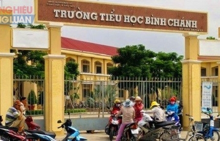 Vụ cô giáo quỳ gối xin lỗi phụ huynh: Hiệu trưởng Huỳnh Công Sơn xin từ chức