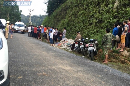 Hà Giang: Phát hiện 3 thi thể trên xe ô tô