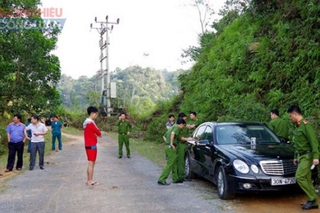 Hà Giang: Khởi tố vụ án 3 người tử vong trong chiếc xe Mercedes