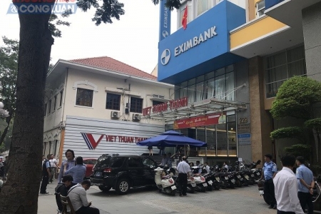 Vụ mất 245 tỷ đồng tại Eximbank: Bắt 2 nữ cán bộ phục vụ điều tra