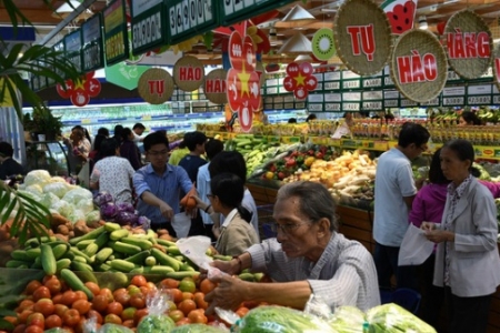 Hỗ trợ nông dân nâng cao chất lượng hàng hóa và tiêu thụ hàng Việt Nam