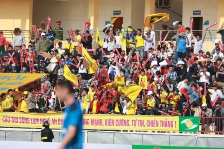 Đánh bại đội bóng đến từ Singapore, SL Nghệ An giữ vững ngôi đầu tại AFC Cup