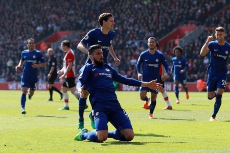 Giroud lập cú đúp, Chelsea lội ngược dòng ngoạn mục trước Southampton