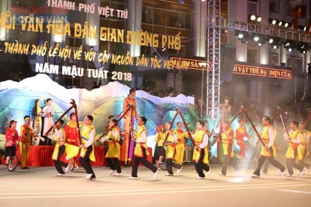 Giỗ Tổ Hùng Vương 2018: Tưng bừng Lễ hội dân gian đường phố Việt Trì