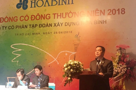 ĐHĐCĐ Hòa Bình Corp: Lợi nhuận tăng nhưng cổ đông vẫn lo lắng