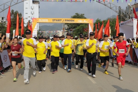 Hà Giang tổ chức giải Marathon Quốc tế “ Chạy trên cung đường hạnh phúc”