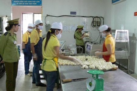 Nghệ An: 'Bêu tên' cơ sở vi phạm về vệ sinh an toàn thực phẩm