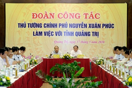 Thủ tướng Nguyễn Xuân Phúc làm việc với lãnh đạo tỉnh Quảng Trị