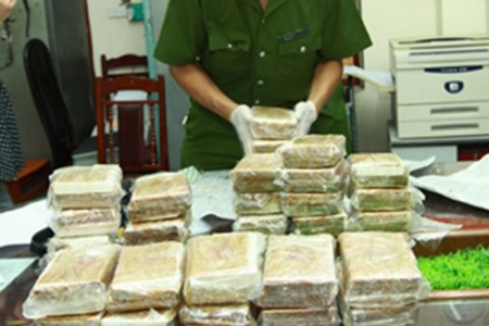 Thanh Hóa: Tặng thưởng 100 triệu đồng cho Ban chuyên án bắt vụ vận chuyển 20kg heroin