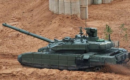 Iraq tiếp nhận 39 xe tăng T-90C của Nga