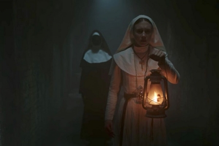 Ám ảnh với bộ phim kinh dị The Nun