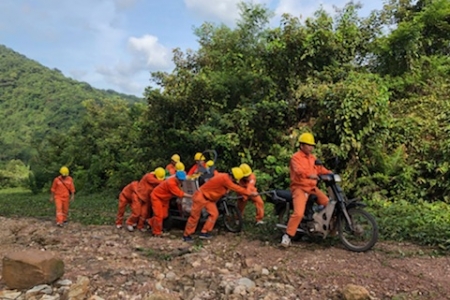 Điện lực Quảng Ninh: Nỗ lực khắc phục sự cố cáp ngầm cấp điện tại Cô Tô, Vân Đồn