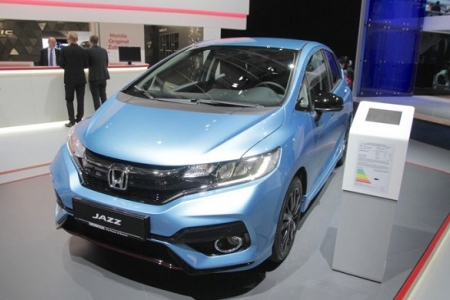 Bản nâng cấp Honda Jazz 2018 giá chỉ từ hơn 200 triệu đồng