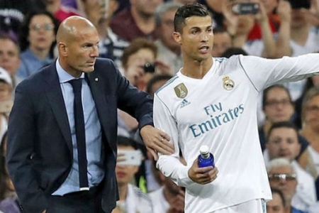 Ronaldo tái hợp Zidane tại Juventus?