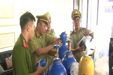 Thu giữ trên 480kg khí Nitrous Oxide (N20)