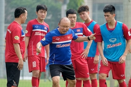 Nhiều tuyển thủ vắng mặt, hội quân Olympic Việt Nam sẽ muộn hơn 3 ngày