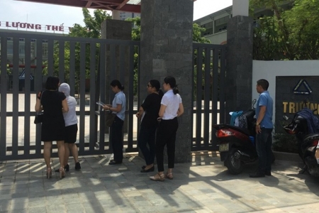 "Tiền giữ chỗ" từ trường Lương Thế Vinh bao giờ mới trả cho phụ huynh?