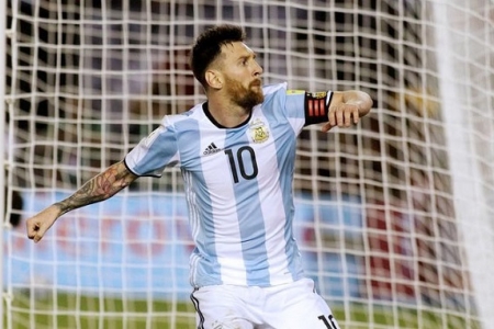 Lionel Messi lại tạm thời chia tay đội tuyển quốc gia Argentina