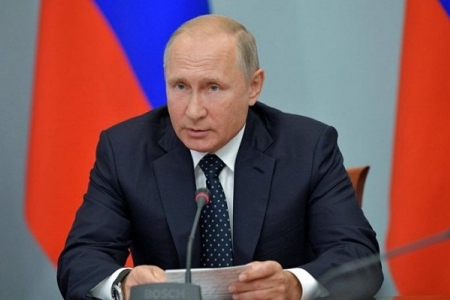 Tổng thống Nga Putin bất ngờ ra mắt trên chương trình truyền hình thực tế