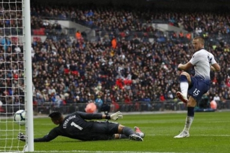 Tottenham 1-0 Cardiff: 'Gà trống' dành chiến thắng nhọc nhằn