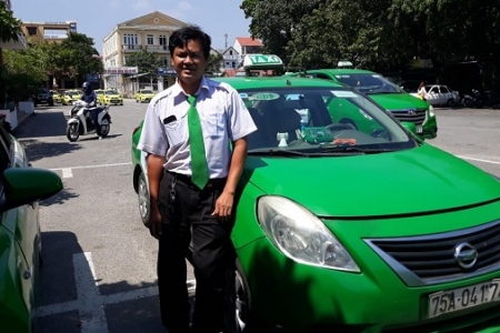 Kỳ diệu em bé thứ 88 ra đời trên xe taxi Mai Linh