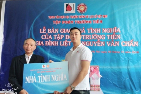 Tập đoàn Trường Tiền trao tặng nhà tình nghĩa cho gia đình liệt sĩ