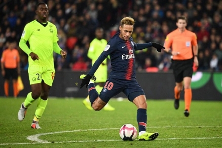 Neymar nhận lương cao nhất thế giới tại CLB PSG