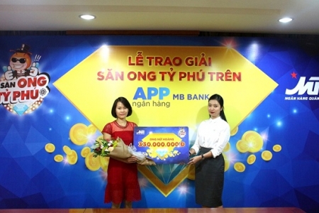 Khách hàng trúng tới 330 triệu đồng khi “săn ong tỷ phú” của App Ngân hàng MBBank