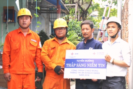 Đà Nẵng: Điện lực quận Thanh Khê thực hiện “Tháng tri ân khách hàng”