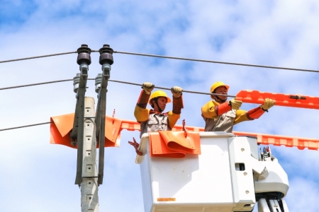 Điện lực Đà Nẵng: Ra quân “Tuyến đường thắp sáng niềm tin”