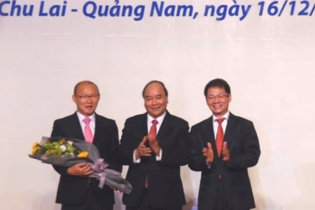 Quảng Nam: HLV Park Hang Seo cùng người hâm mộ