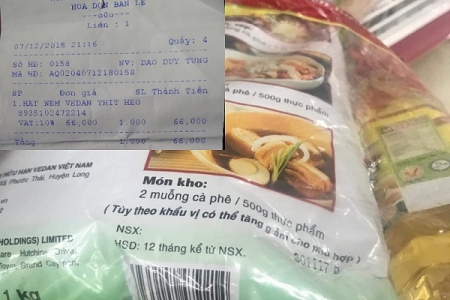 Siêu Thị Auchan Kim Văn - Kim Lũ bán hàng hết “date” cho khách hàng