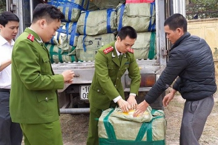 Lực lượng công an: Thu NSNN hơn 200 tỷ đồng công tác chống buôn lậu, gian lận thương mại