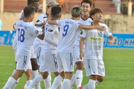 HAGL thắng tưng bừng trận mở màn V- League