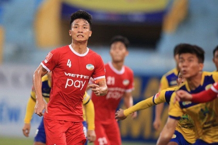 Quế Ngọc Hải nhận thẻ đỏ, Viettel nhận thất bại trận mở màn V- League