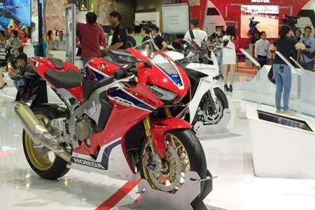 Vietnam Motorcycle Show 2019 tiếp tục bị huỷ