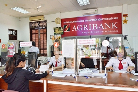 Agribank tiếp tục tiên phong cùng ngành ngân hàng đẩy lùi tín dụng đen