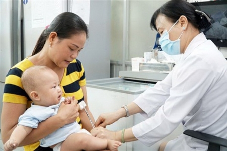 Thêm vaccine 5 trong 1 mới đưa vào chương trình tiêm chủng mở rộng